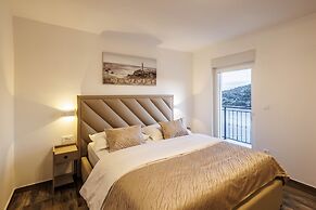 Villa La Fortezza With sea View