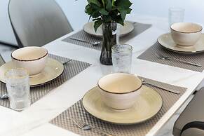 Pinnacle Moments Residence