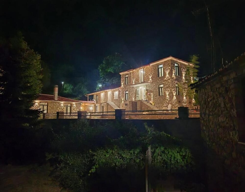 Kanalia Suites