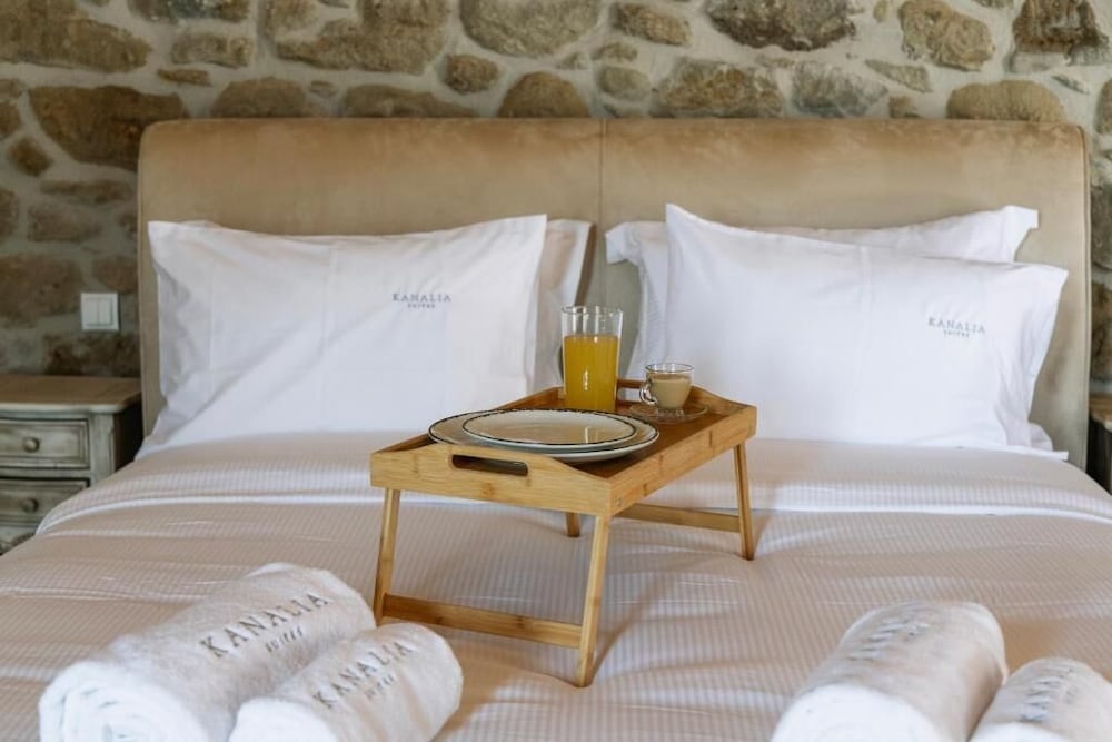 Kanalia Suites