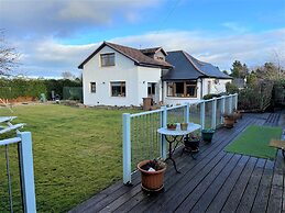 Chalet on the Green