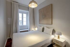 Bairro Alto Elegant by Homing