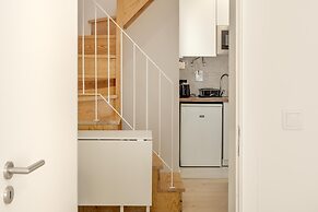Downtown Modern Apartments by Homing