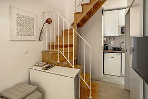 Downtown Modern Apartments by Homing