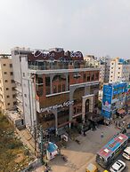 Hotel Golden Amulya Rest Wings