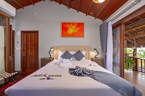 Hoianbang Beach Front Villa & Restaurant