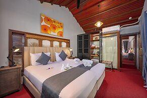 Hoianbang Beach Front Villa & Restaurant