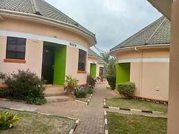 Lorycon Hotel Rukungiri