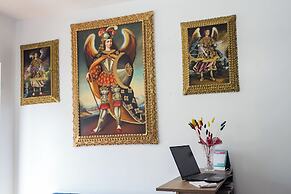 EMILIA HOTEL BOUTIQUE