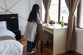 EMILIA HOTEL BOUTIQUE