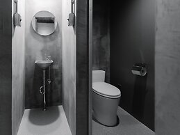 UNTEN INN