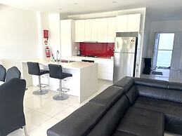 Seabeds 3 Bedroom Beachside Apartment Home