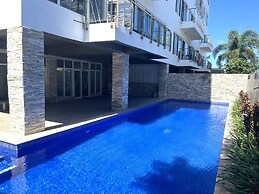 Seabeds 3 Bedroom Beachside Apartment Home