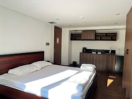 El Mulato Hotel & Apartment