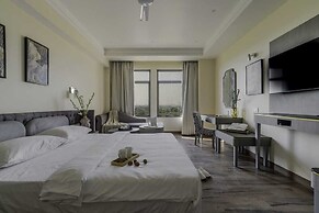 Essentia Luxury Hotel and Convention