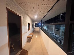 D 6 Apartment 6 of 6