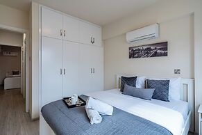 Vox 2-BR Apt & Balcony in Larnaca