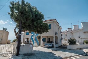 Beach Escape Apartment