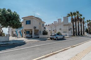 Beach Escape Apartment