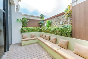 Artan Residence and Suites