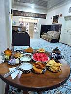 oybek hotel