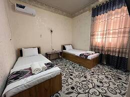 oybek hotel