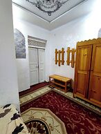 oybek hotel