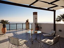 Villa Yiannis - Sea View & Private Pool