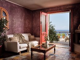 Villa Yiannis - Sea View & Private Pool