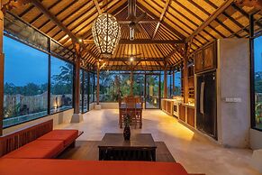 Suasana Harmoni Private Villa