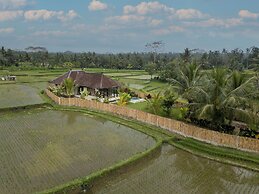 Suasana Harmoni Private Villa