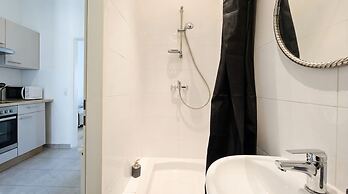 Stylish 1BR Apt near Wiener Stadthalle