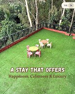 The S - Luxurious Stays