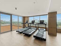 Bloomfields Modern 1BR in Azizi Vista