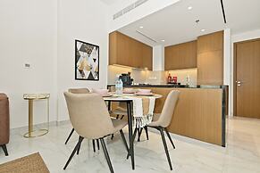 Bloomfields Modern 1BR in Azizi Vista