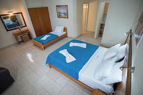 Cliff Bay Hotel