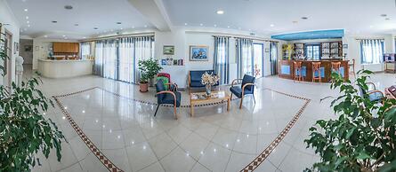 Cliff Bay Hotel