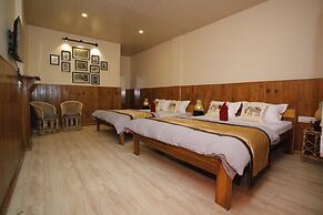 Latitudee Boutique Rooms