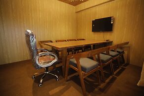 Latitudee Boutique Rooms