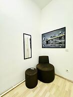 Cozy Private Room Walk to FAC Platz