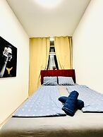 Cozy Private Room Walk to FAC Platz
