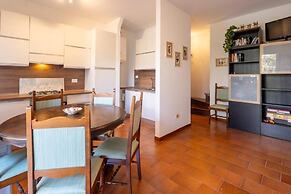Claudia Flat - near the beach & parking