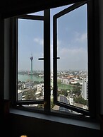 Lotus Tower View On320- Colombo