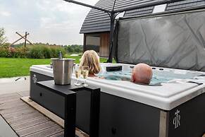 Private Wellness Haven by the Vecht