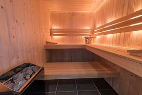 Luxury Villa With Sauna for 12