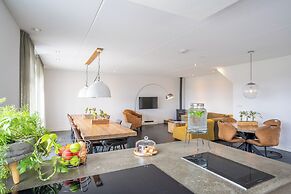 Luxury Villa With Sauna for 12