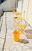Gavriil Apartments Corfu - Courtyard Retreat