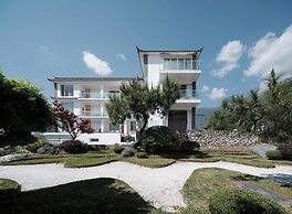 The Windyard Kazan Onsen Retreat