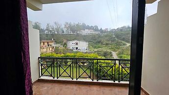 Hotel Trvaller Inn