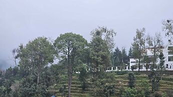 Hotel Trvaller Inn